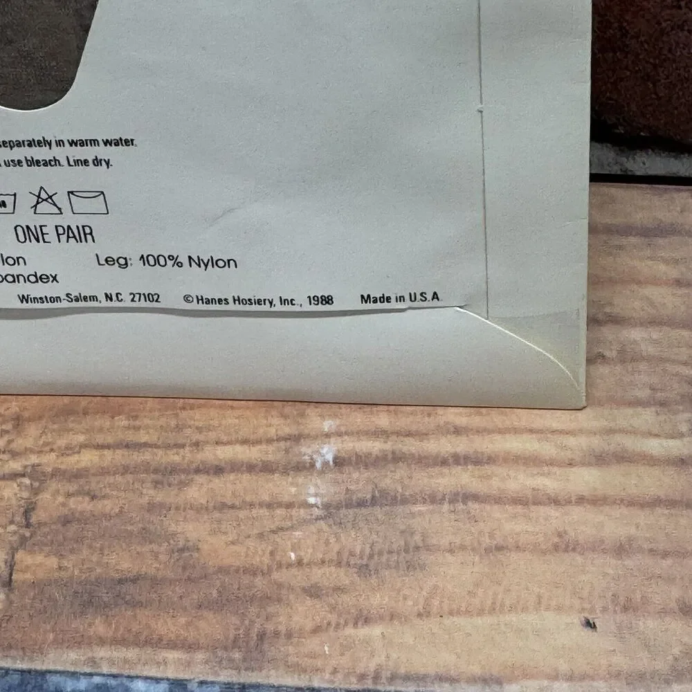 Vintage‎ Hanes Ultra Sheer Control Top Pantyhose Size E--Style 710 -Clay